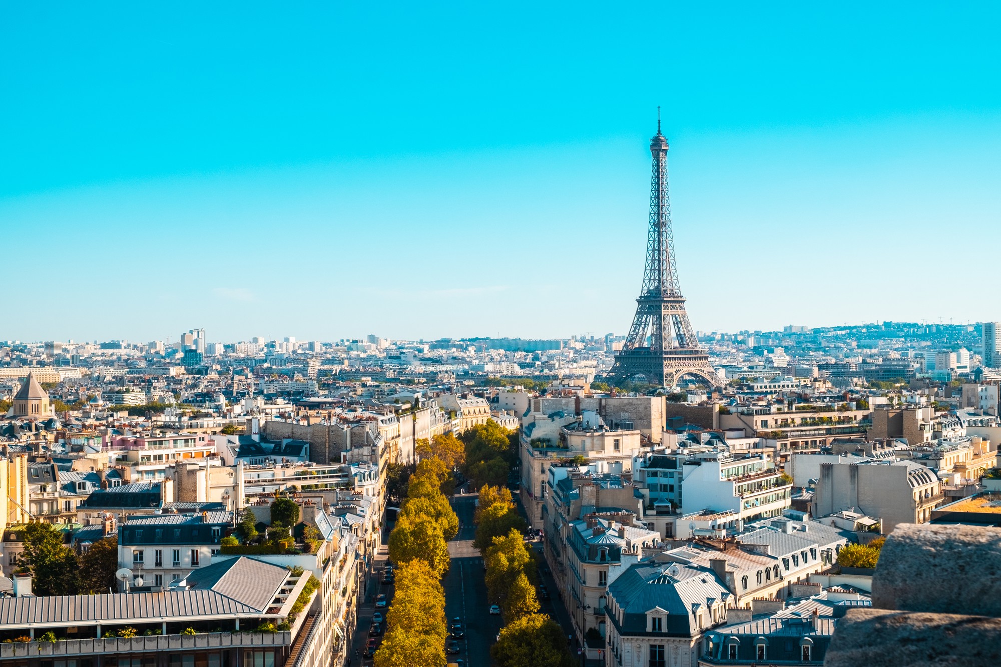 Comment Réussir Votre Demande de Naturalisation en France : Guide Complet